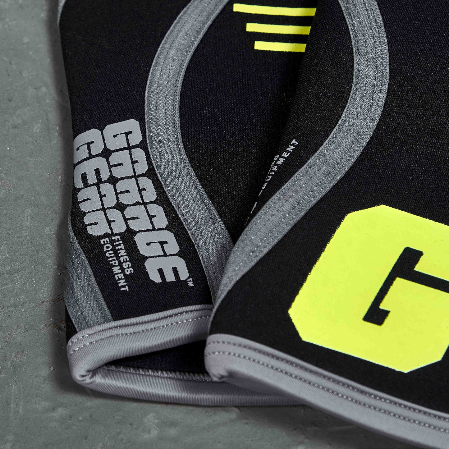 Garage Gear 7 mm Neoprene Sleeve with fabric memory